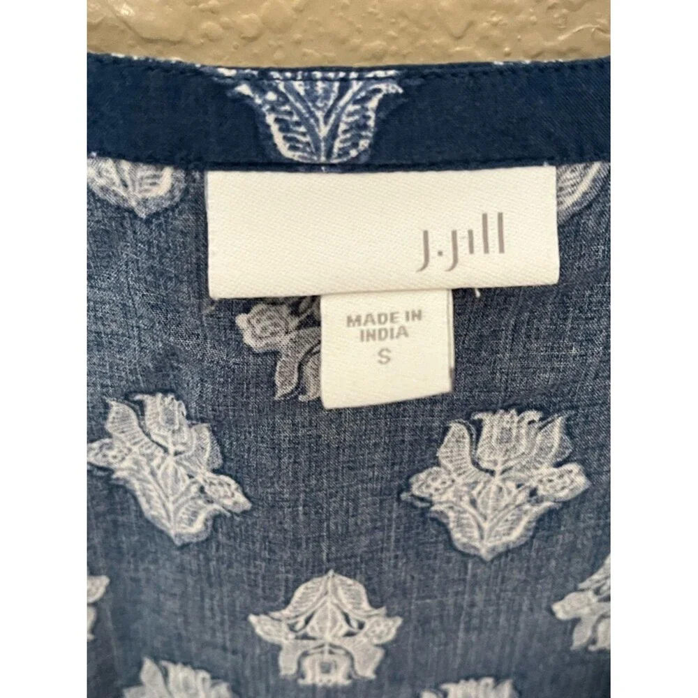 J. Jill Blue/White Seaside Woodblock Print Pullover V Neck Tunic Top Size Small